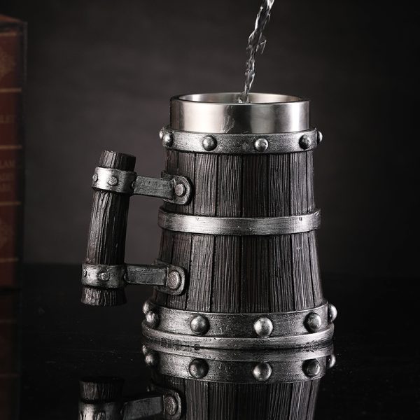 Viking barrel tankard beer mug