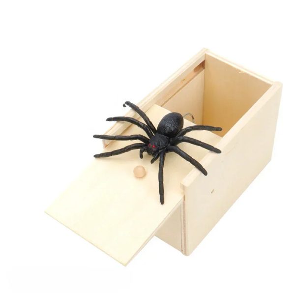 Spider scare box